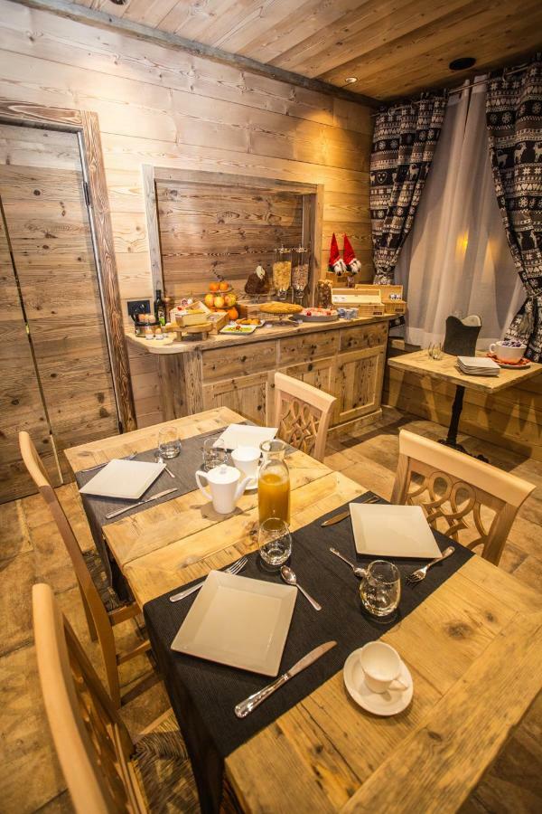 Alpine Rooms Guesthouse Breuil-Cervinia Exterior foto